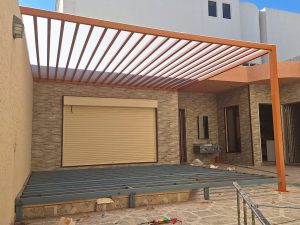 تُعتبر مظلات وسواتر حماية وجمال  من الحلول العملية والجمالية التي تجمع بين الحماية والجمال في آن واحد. إذا كنت تبحث عن طريقة لتحسين مساحة خارجية أو داخلية وتزويدها بالحماية الكافية من العوامل الجوية والشمس الحارقة، فإن مظلات وسواتر هي الحلاقة المثالية التي يمكنك الاعتماد عليها. في شركة "فنون التظليل الحديث"، نقدم أفضل الخدمات في تصميم وتركيب مظلات وسواتر في الرياض لتلبية احتياجاتك بكفاءة واحترافية. 