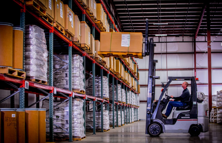 خدمات تصميم المستودعات في الرياض